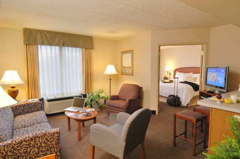 Hampton Inn & Suites Annapolis Bagian luar foto